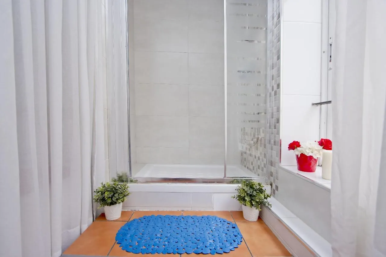 Barcelona City Rooms 2*,  إسبانيا