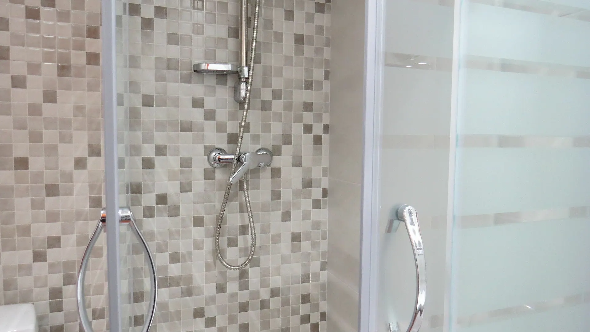 Barcelona City Rooms بيت ضيافة